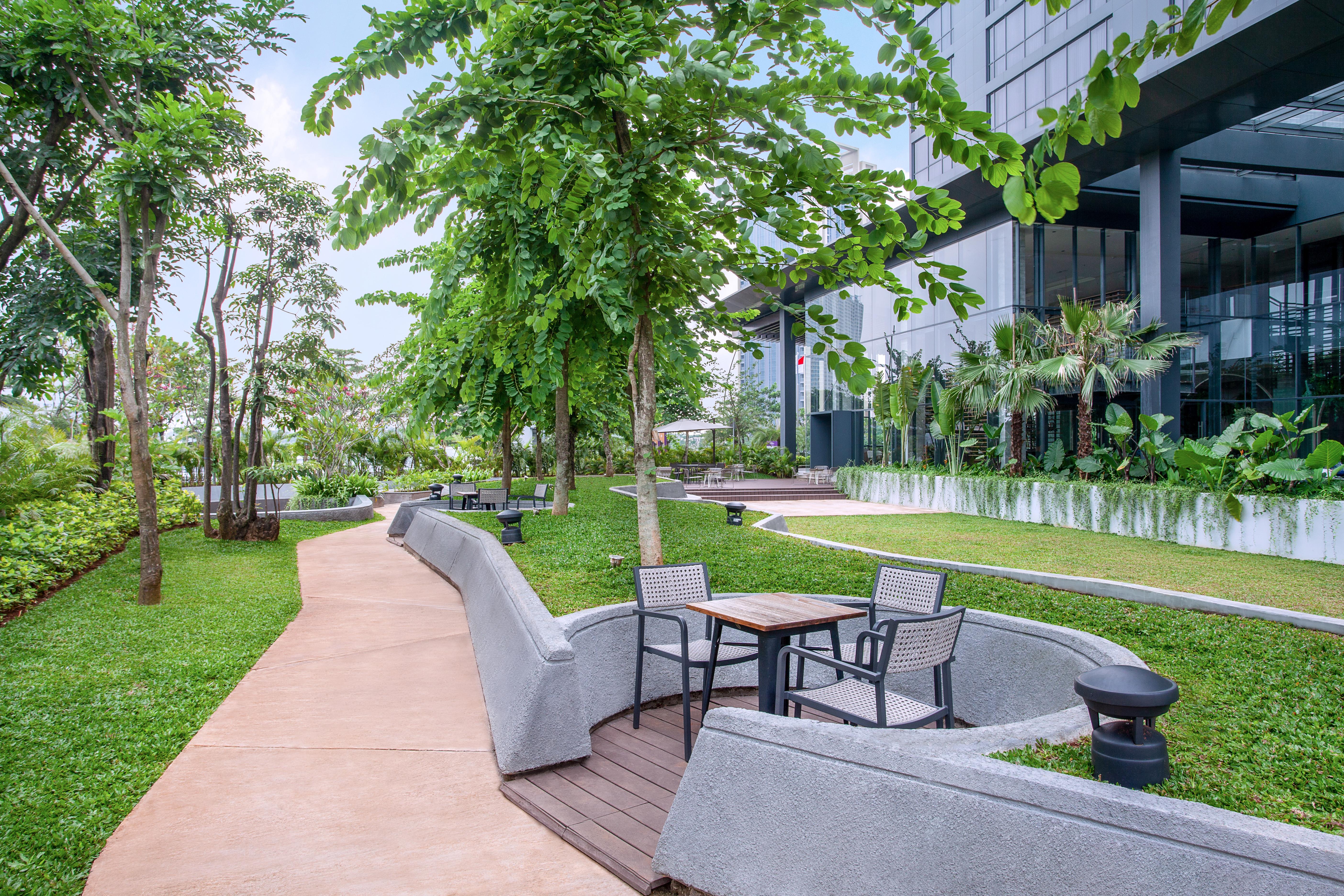 Mercure Tangerang Bsd City Esterno foto